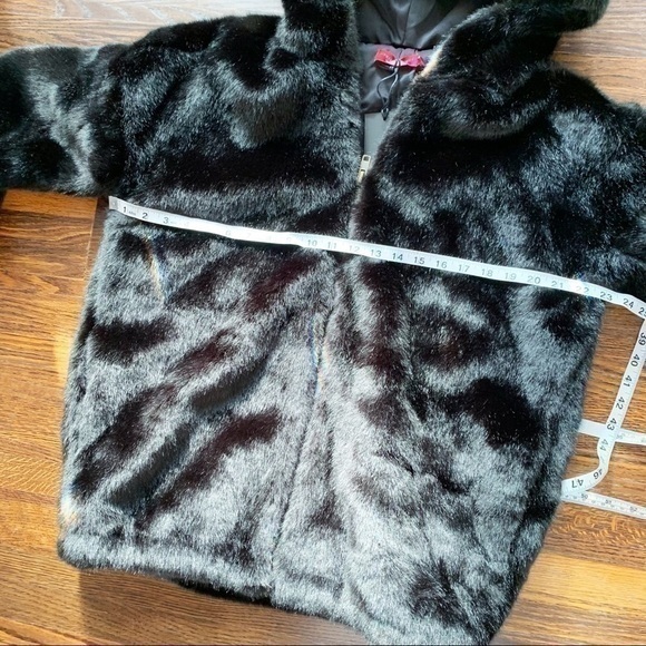 n: PHILANTHROPY Black Faux Fur‎ Full Zip Hooded Coat Jacket New Size Small - Picture 11 of 12